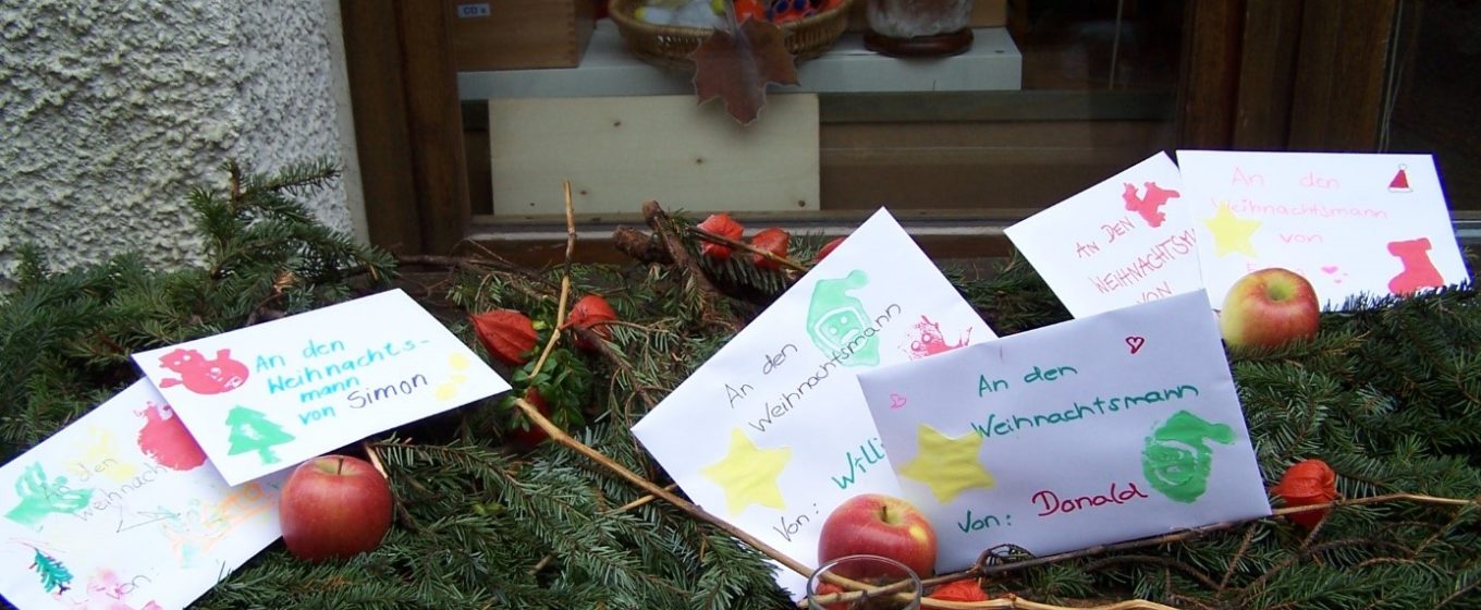 Briefe an den Weihnachtsmann von den Schülern und Schülerinnen aus dem Helfende-Hände-Förderzentrum