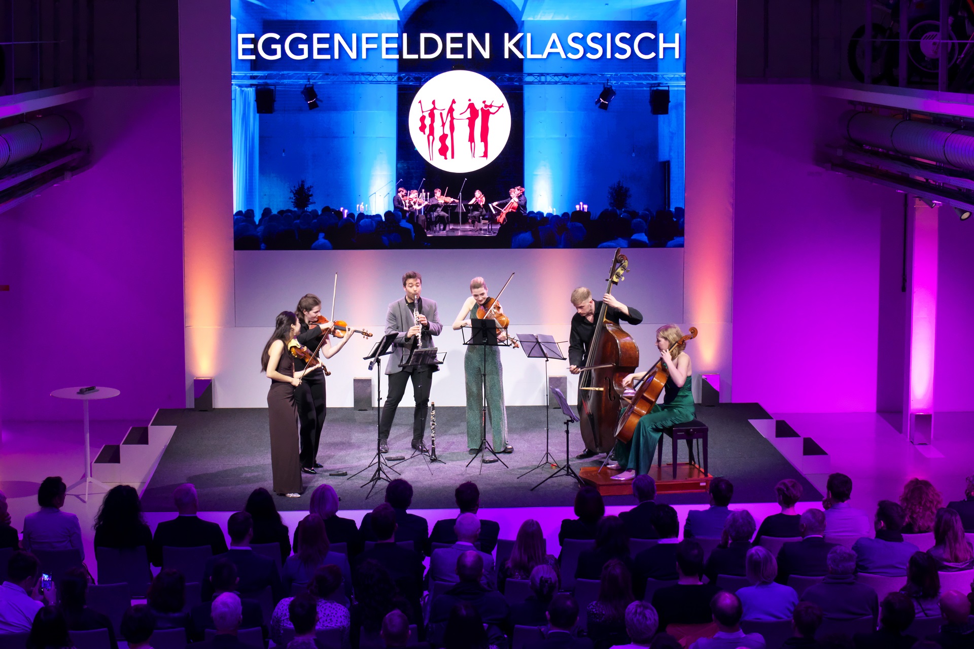 Klassik meets Classic 2023: Benefizkonzert mit dem Ensemble "Eggenfelden klassik", organisiert von der BMW Group e.V. zugunsten von Helfende Hände e.V.